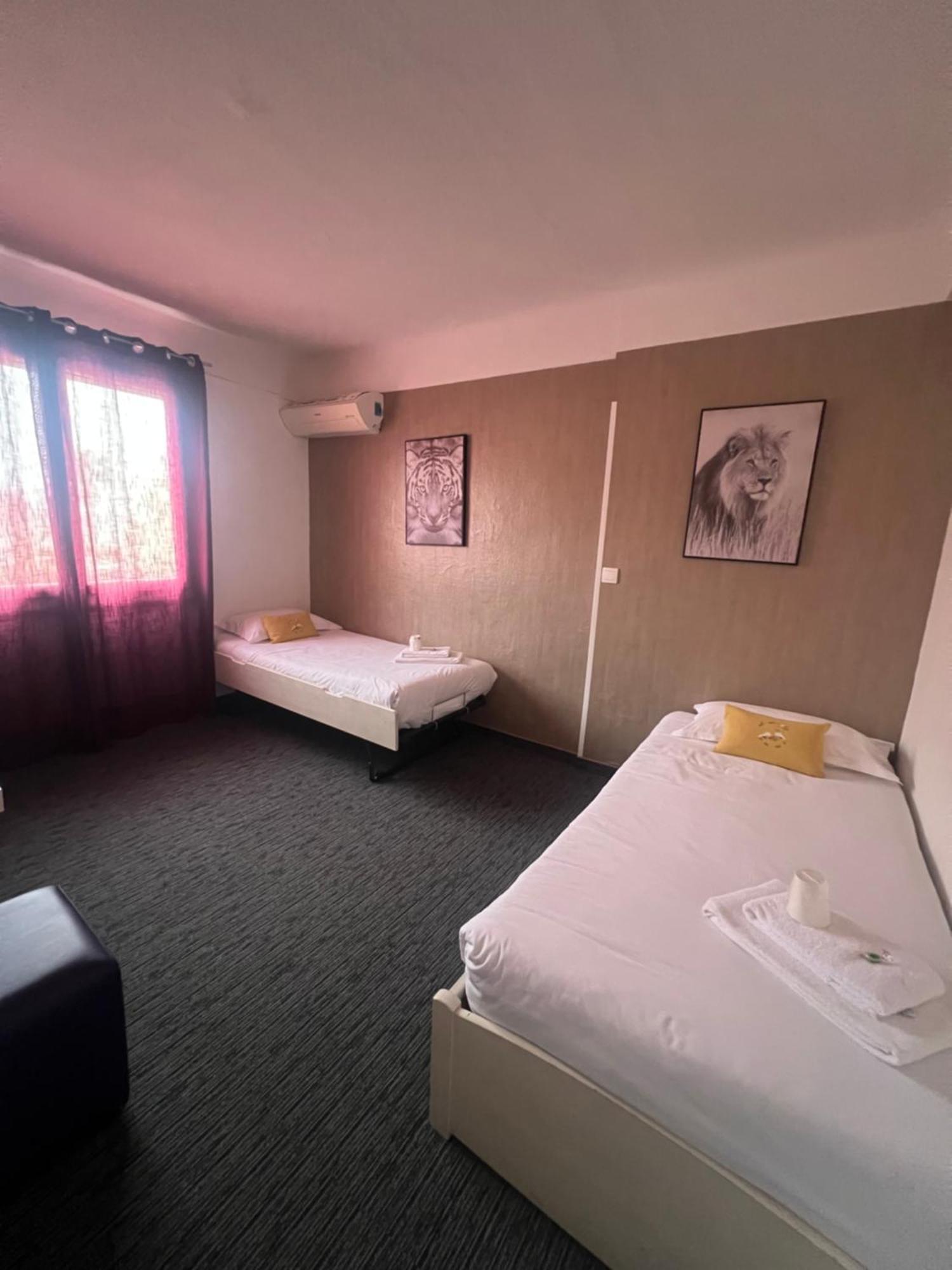 Le Regina Hotel Et Restaurant Canet-Plage Eksteriør billede